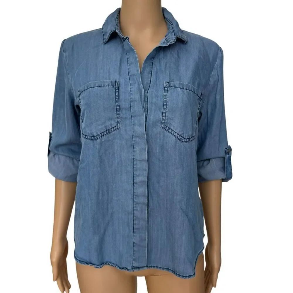AQUA Women’s chambray Lightweight Long Sleeve roll tab Shirt blouse SZ S